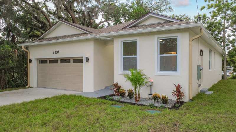 3 bedroom Single Family Residence at 7107 Bledsoe Avenue, Central Park Lockhart, Orlando — photo 1
