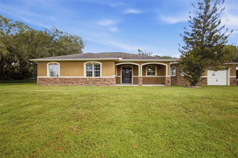 4 bedroom Single Family Residence at 1208 W Baker Street, Plant City, Plant City — photo 1