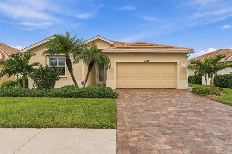 4 bedroom Single Family Residence at 6288 Grand Cypress Boulevard, Villas At Charleston Park Ph 02, North Port — photo 1