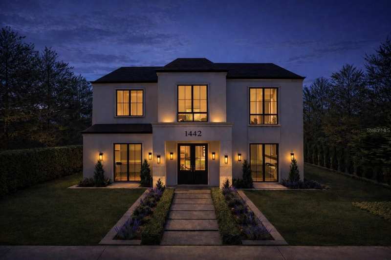 5 bedroom Single Family Residence at 1442 W Yale Street, College Park Third Add, Orlando — photo 1