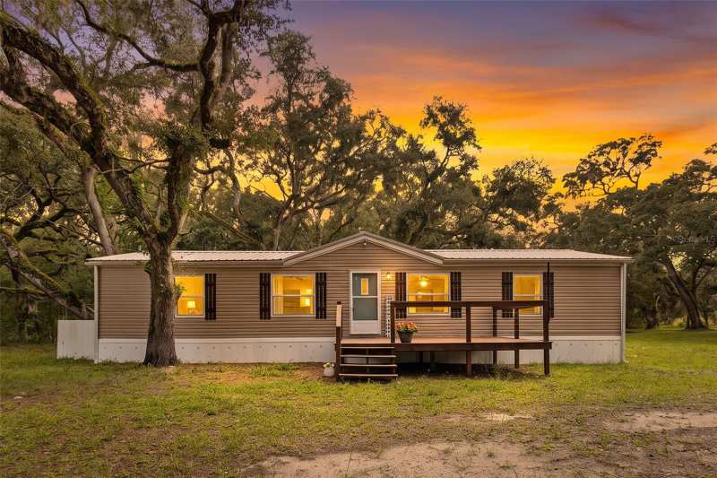 3 bedroom Manufactured Home at 11 NE 434th Street, Oak Dale, Old Town — photo 1