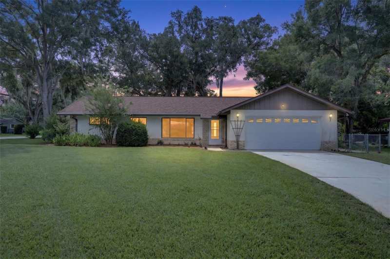 3 bedroom Single Family Residence at 290 Sandyhook Lane, Domingo Reyes Estates Add 02, Deland — photo 1