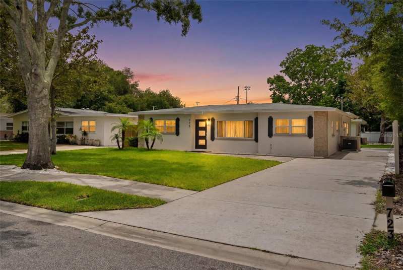 3 bedroom Single Family Residence at 723 W Bayshore Drive, Bayshore Heights, Tarpon Springs — photo 1