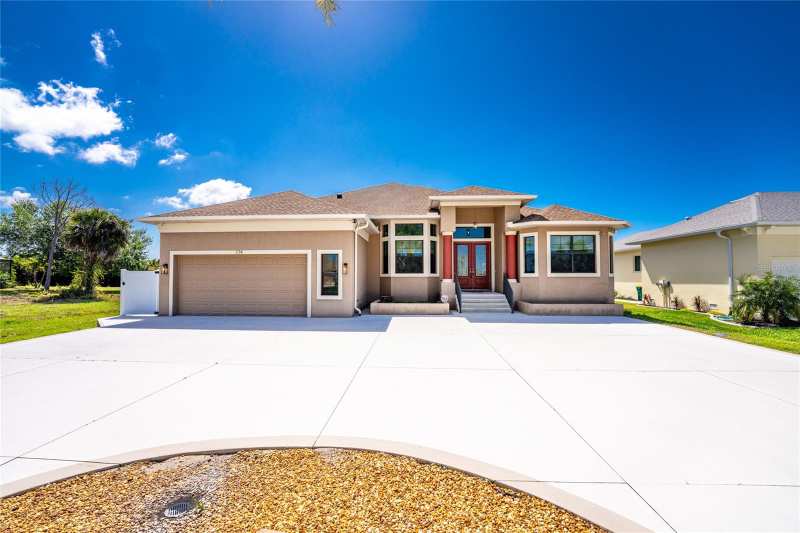6 bedroom Single Family Residence at 174 Rotonda Boulevard, Rotonda West White Marsh, Rotonda West — photo 1