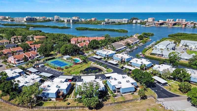 2 bedroom Townhouse at 14521 Catalina Circle, Clearwater Cove, Seminole — photo 1
