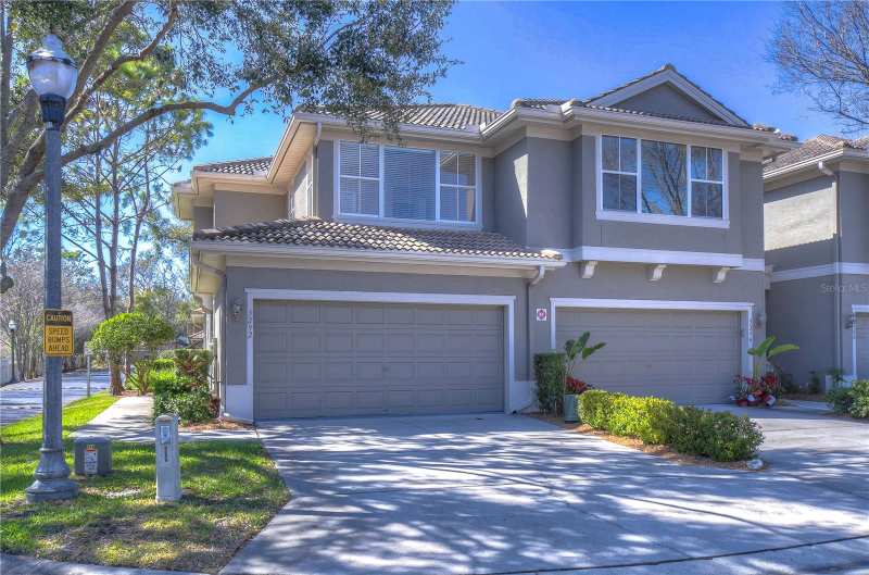 3 bedroom Townhouse at 3292 Covered Bridge Drive, Covered Bridge Twnhms, Dunedin — photo 1