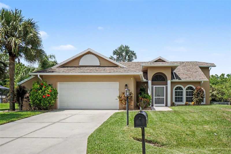 3 bedroom Single Family Residence at 405 Poinsettia Avenue, Lehigh Acres, Lehigh Acres — photo 1