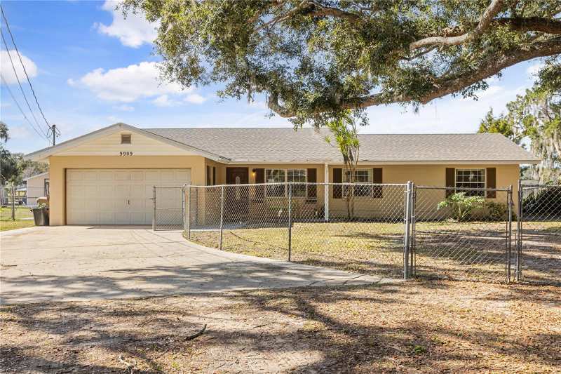 4 bedroom Single Family Residence at 9909 Jacaranda Avenue, Patio Point, Clermont — photo 1