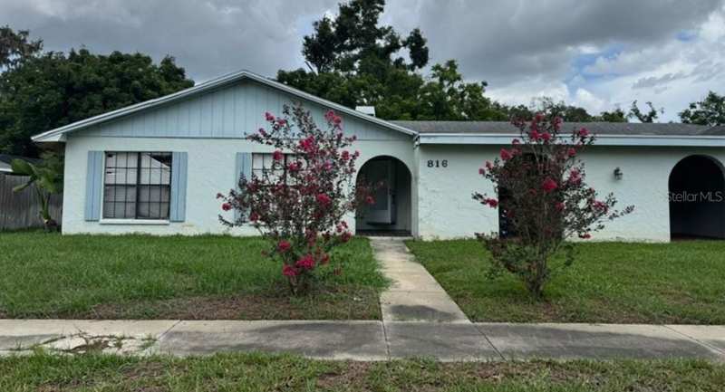 4 bedroom Single Family Residence at 816 Childers Loop, Brandon Spanish Oaks Subdivisi, Brandon — photo 1