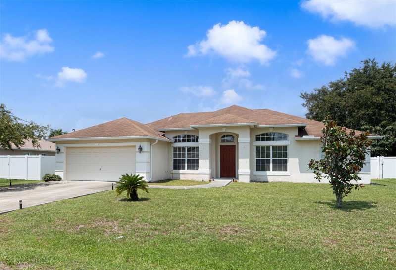 3 bedroom Single Family Residence at 7 Phoenix Lane, Palm Coast Sec 28, Palm Coast — photo 1