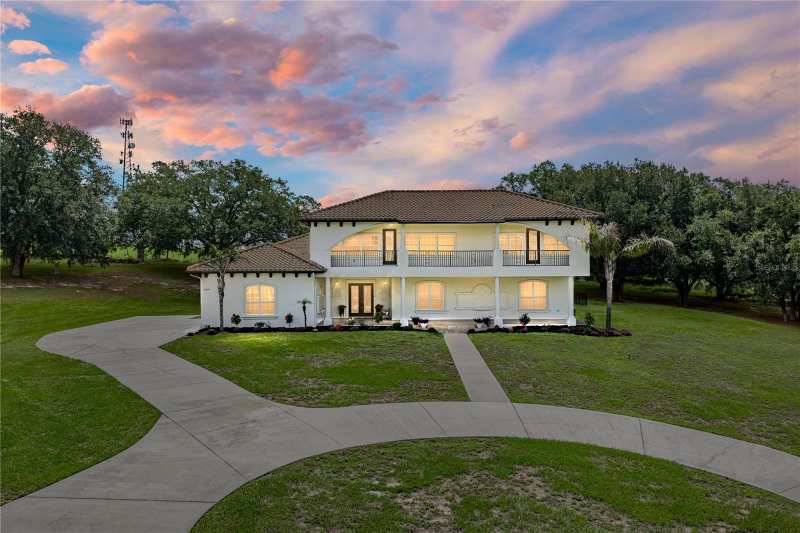 6 bedroom Single Family Residence at 37624 Sky Ridge Circle, Sky Ridge Terrace, Dade City — photo 1
