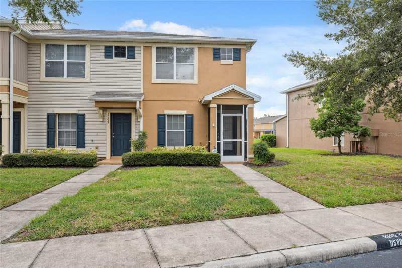 2 bedroom Townhouse at 12224 Foxmoor Peak Drive, Panther Trace Ph 1 Townhome, Riverview — photo 1