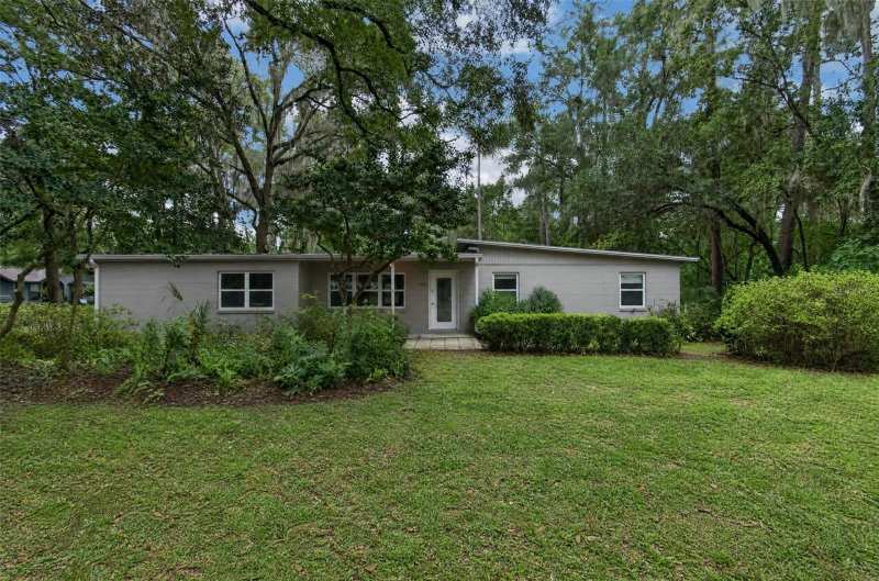 4 bedroom Single Family Residence at 3705 NW 7th Place, Scafford, Gainesville — photo 1
