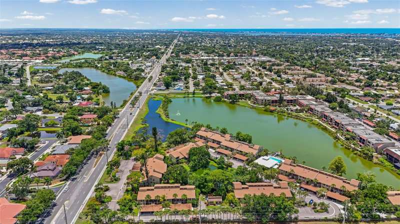 2 bedroom Condominium at 5326 Lake Arrowhead Trail #7, Lake Arrowhead, Sarasota — photo 1