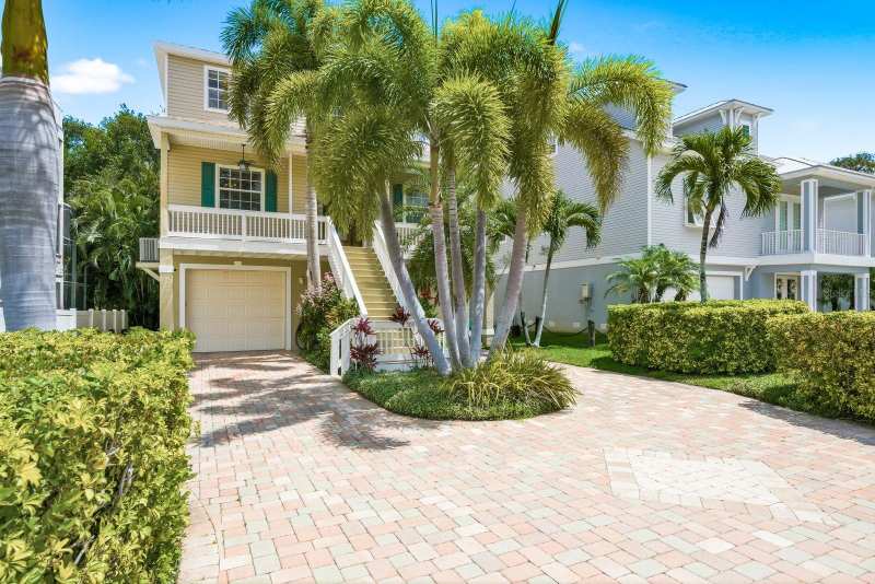 3 bedroom Single Family Residence at 503 Palm Avenue, Crystal Beach Heights, Palm Harbor — photo 1
