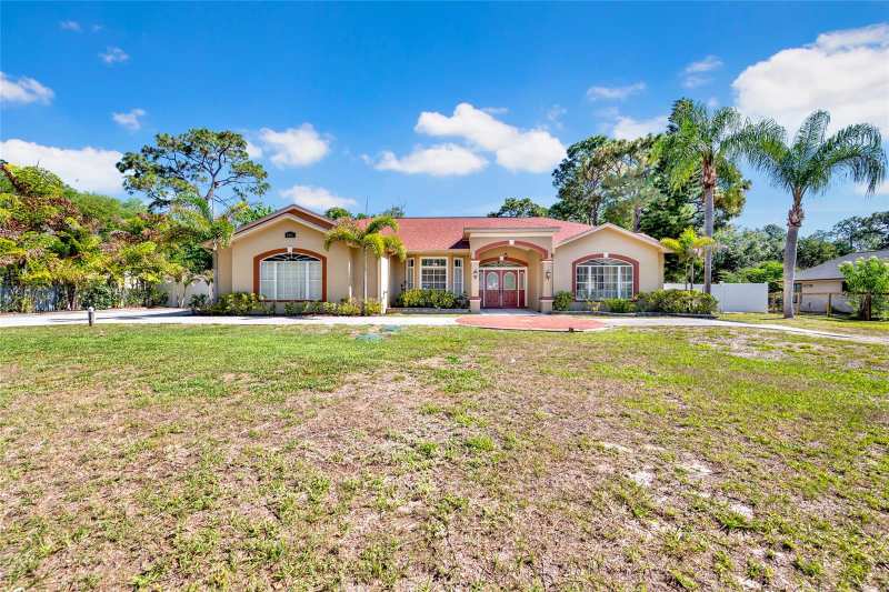 4 bedroom Single Family Residence at 6341 Governors Drive, Oak Ridge, New Port Richey — photo 1