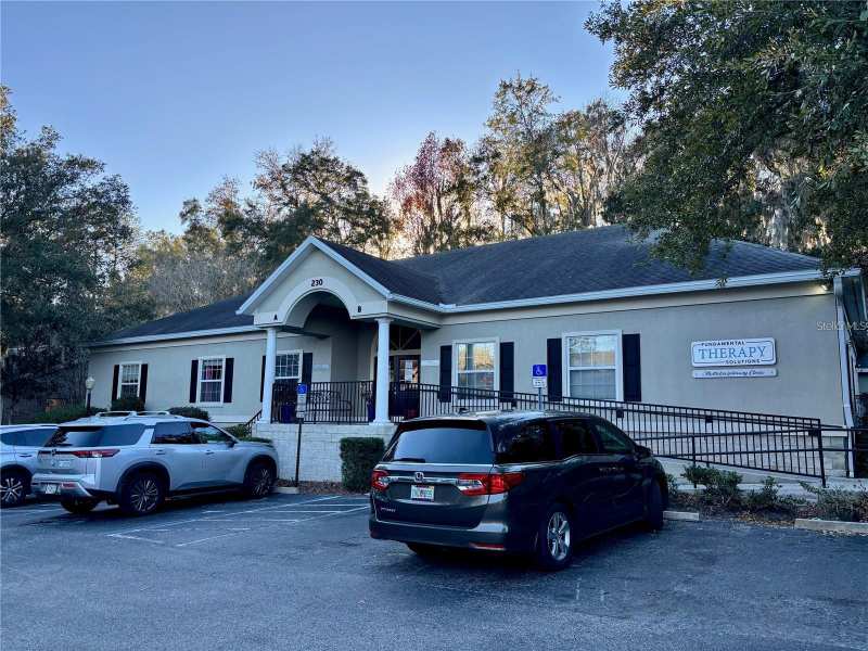 1 bedroom Condominium at 230 NW 76th Drive #B, Gainesville, Gainesville — photo 1