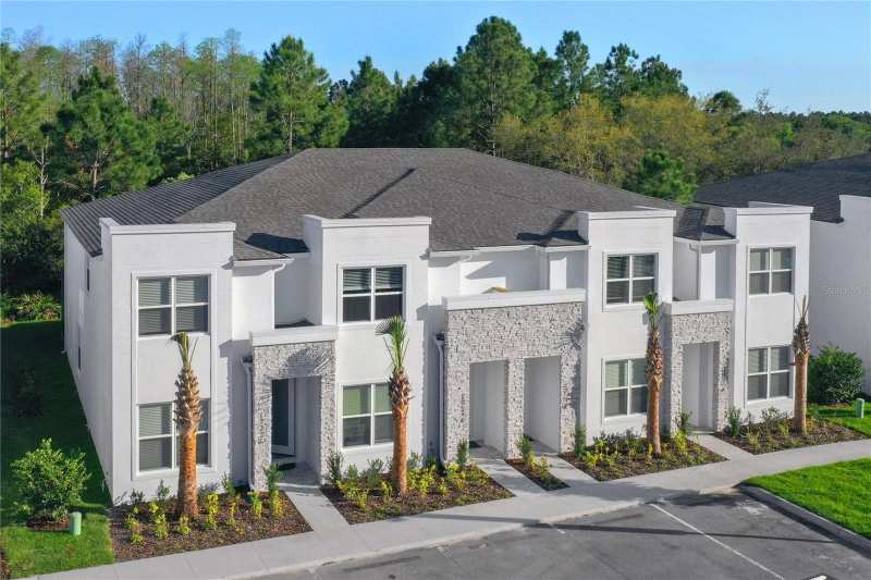4 bedroom Townhouse at 17220 Blessing Drive, Hidden Forest At Silver Creek, Clermont — photo 1