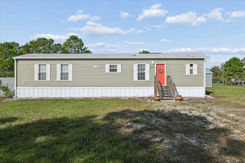 2 bedroom Manufactured Home at 7223 Alfred Boulevard, Charlotte Ranchettes #174, Punta Gorda — photo 1