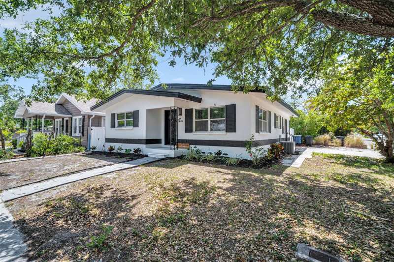 3 bedroom Single Family Residence at 1001 Jasmine Way, Rogers Sub, Clearwater — photo 1