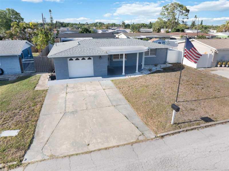 2 bedroom Single Family Residence at 3811 Cedarwood Drive, Tahitian Homes, Holiday — photo 1