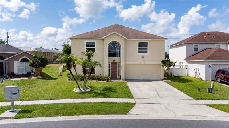 4 bedroom Single Family Residence at 2121 Blackstone Landing Drive, Blackstone Landing Ph 1, Kissimmee — photo 1