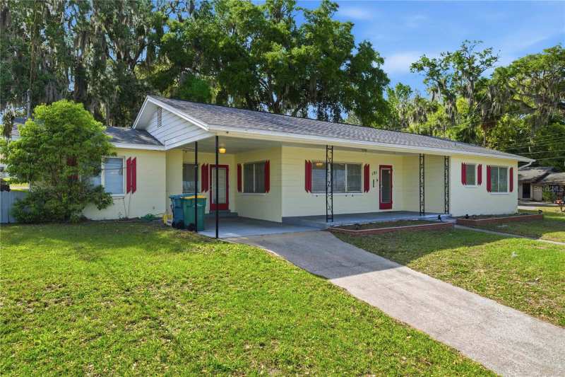2 bedroom Single Family Residence at 121 N Seminole Avenue, City Of Inverness, Inverness — photo 1
