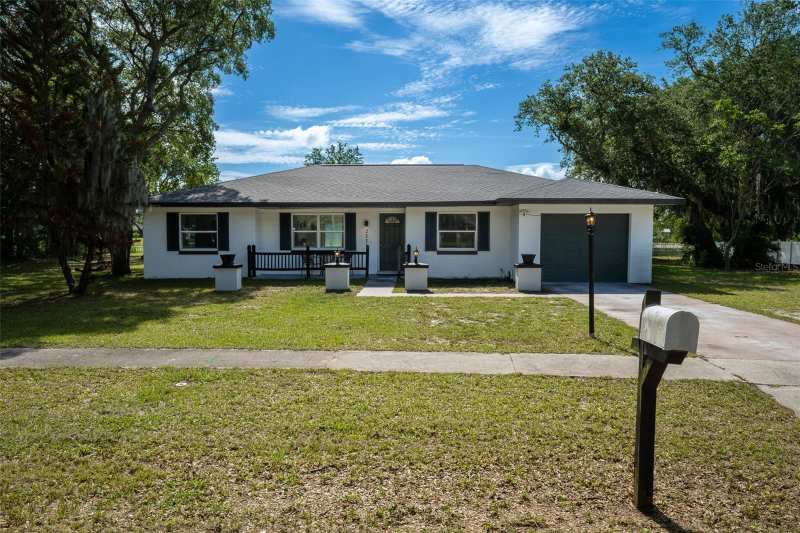 4 bedroom Single Family Residence at 2131 Hainlin Court, Deltona Lakes Unit 74, Deltona — photo 1
