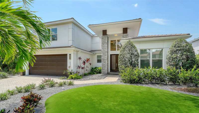 4 bedroom Single Family Residence at 1838 Oleander Street, Poinsettia Park 2, Sarasota — photo 1