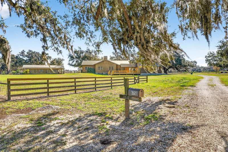 3 bedroom Single Family Residence at 6750 Sutton Oaks Lane, Zephyrhills, Zephyrhills — photo 1