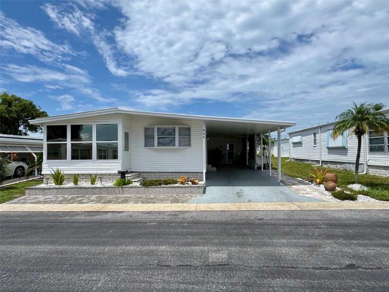 2 bedroom Manufactured Home at 845 Cane Palm Street, Palm Hill Mobile Home Park Unrec, Largo — photo 1