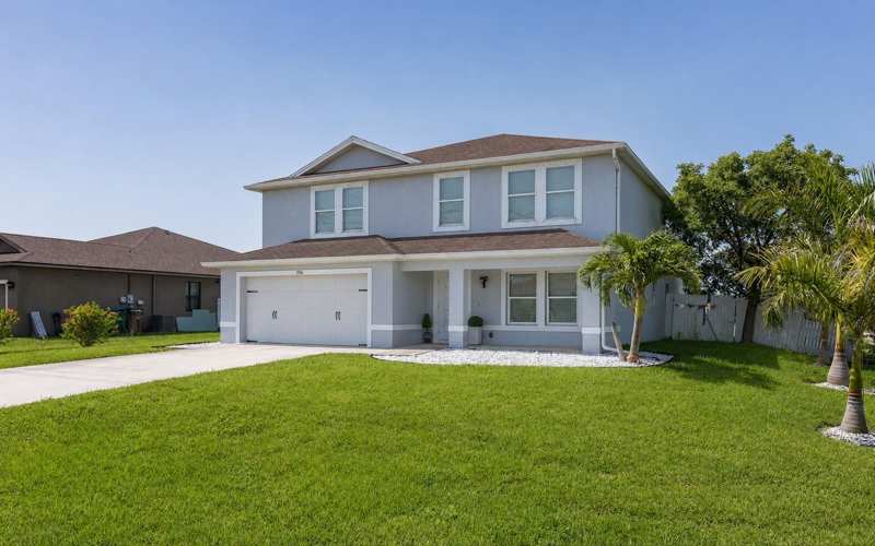 4 bedroom Single Family Residence at 1916 SW 12th Terrace, Cape Coral, Cape Coral — photo 1