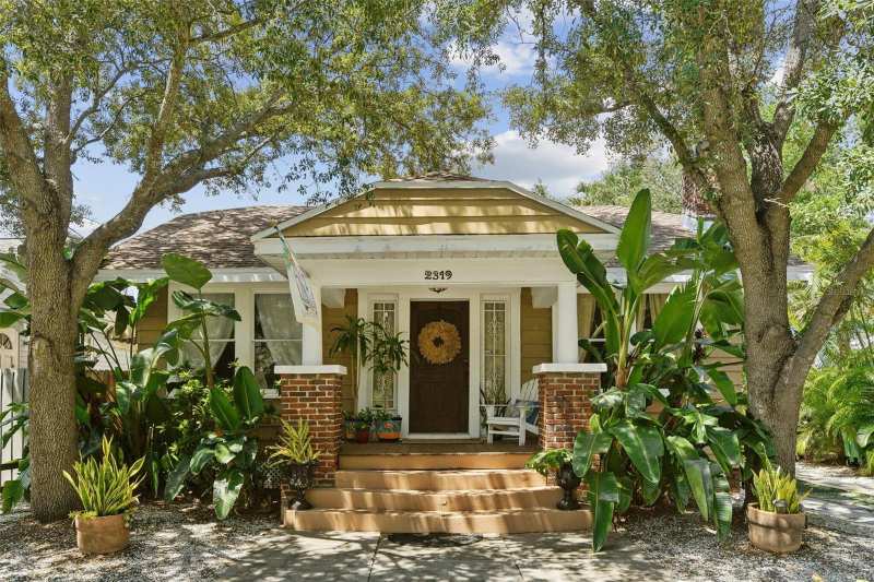 3 bedroom Single Family Residence at 2319 W North B Street, Midway, Tampa — photo 1