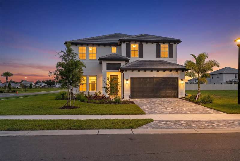 5 bedroom Single Family Residence at 7595 Seahawk Avenue, Hawkstone, Sarasota — photo 1
