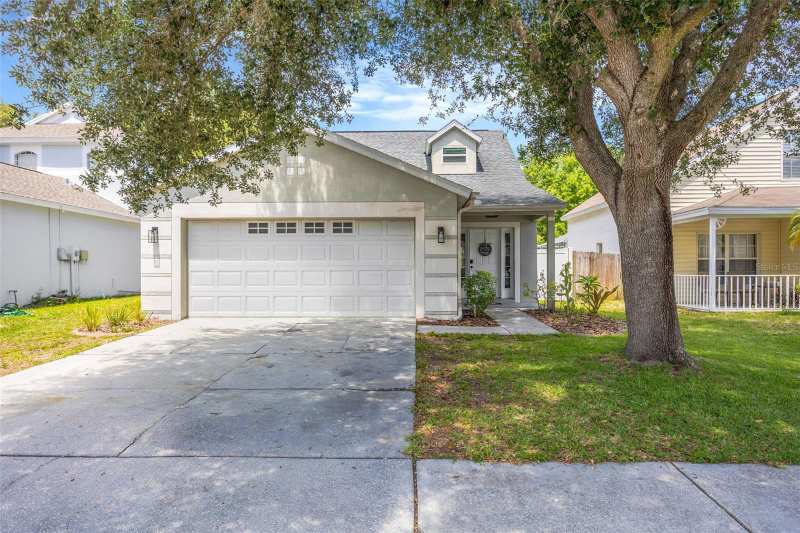 4 bedroom Single Family Residence at 8427 Hawbuck Street, Thousand Oaks Multi Family, Trinity — photo 1