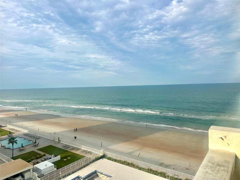 1 bedroom Condominium at 2800 N Atlantic Avenue #811, Towers, Daytona Beach — photo 1