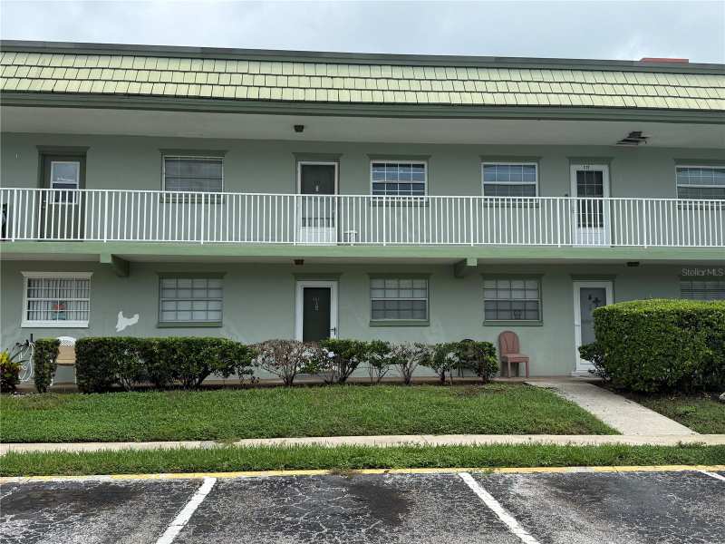 1 bedroom Condominium at 1433 S Belcher Road #C11, Imperial Court Apt, Clearwater — photo 1