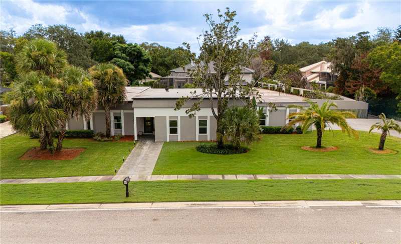 4 bedroom Single Family Residence at 9197 Bay Hill Boulevard, Bay Hill Sec 05, Orlando — photo 1