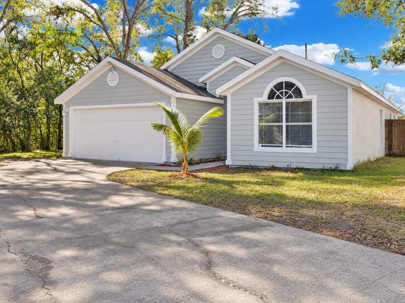 4 bedroom Single Family Residence at 2080 Cobblefield Circle, Cobblefield, Apopka — photo 1