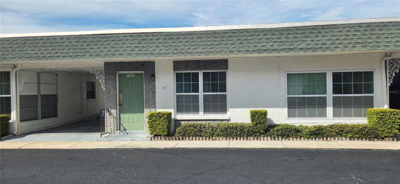 1 bedroom Villa at 7809 38th Terrace, Tyrone Villas, St Petersburg — photo 1