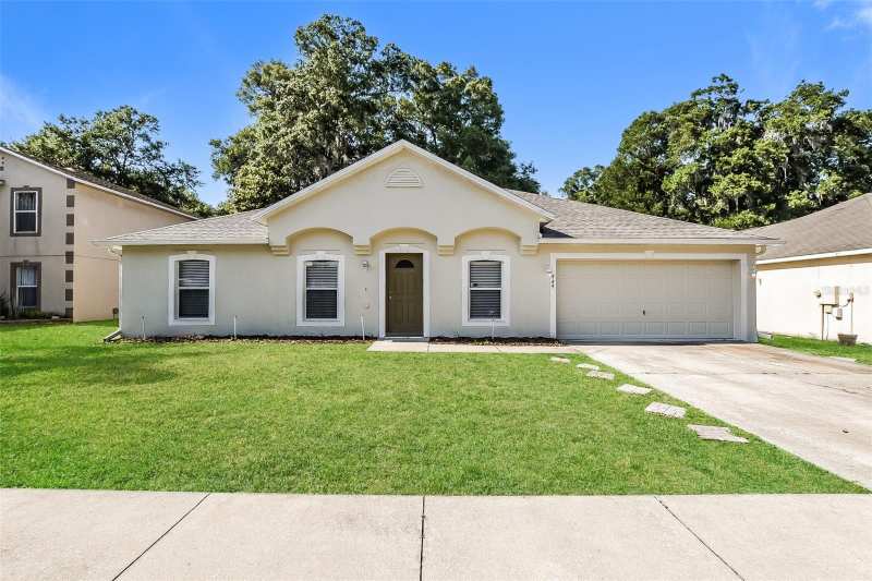 3 bedroom Single Family Residence at 949 Cascades Park Trail, Cascades Park Ph 01 02 03, Deland — photo 1