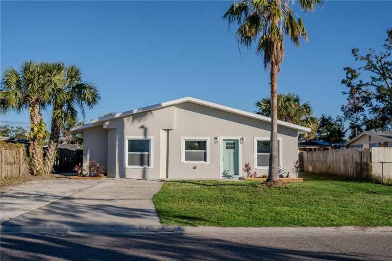 4 bedroom Single Family Residence at 5516 Golden Drive, Golden Estates, Tampa — photo 1
