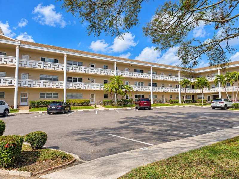 2 bedroom Condominium at 2436 Rhodesian Drive #48, On Top Of The World, Clearwater — photo 1