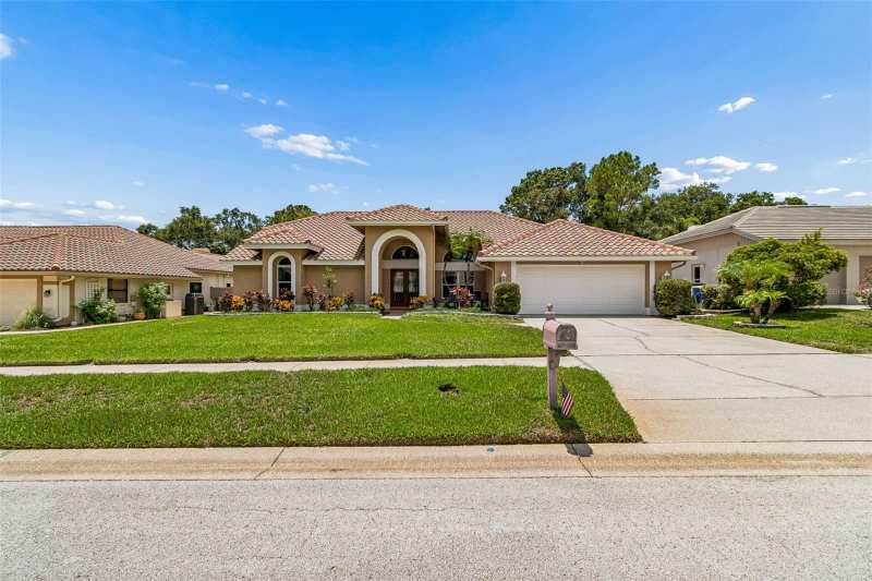 4 bedroom Single Family Residence at 2937 Hillcreek Circle, Countrypark, Clearwater — photo 1