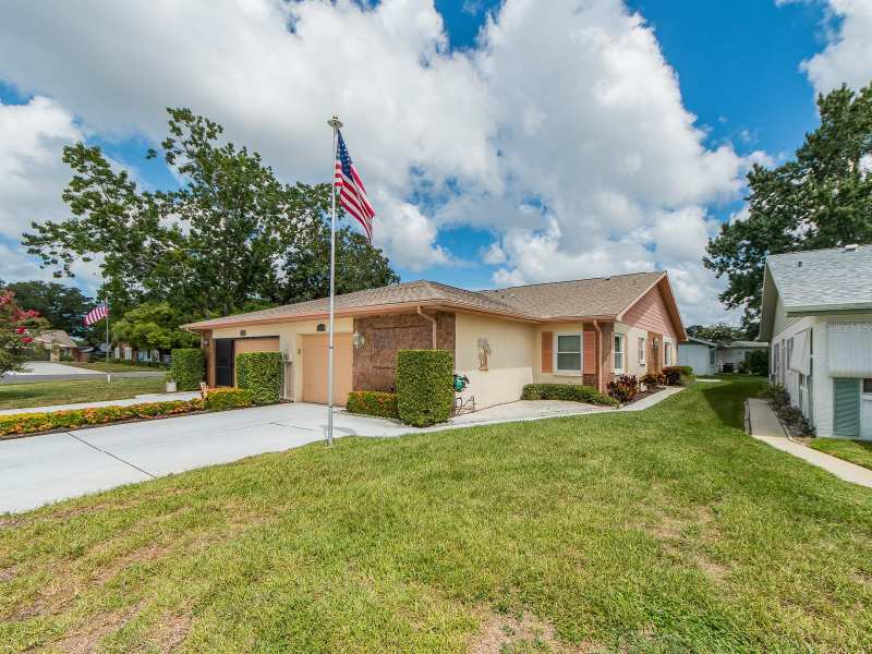 2 bedroom Villa at 3253 McMath Drive, Highland Lakes, Palm Harbor — photo 1