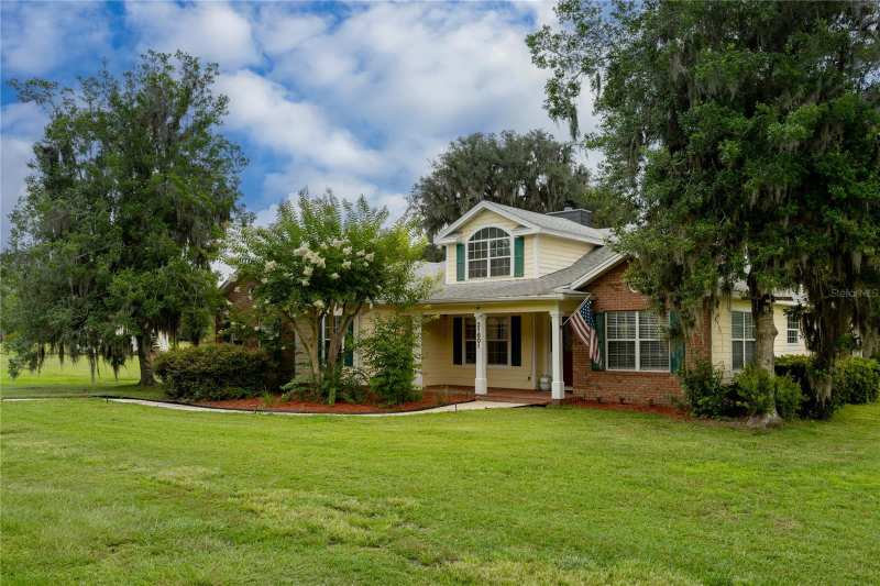 3 bedroom Single Family Residence at 21601 Old Bellamy Road, Not Assigned, Alachua — photo 1