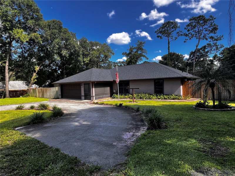 4 bedroom Single Family Residence at 1250 15th Street, West Highlands, Orange City — photo 1