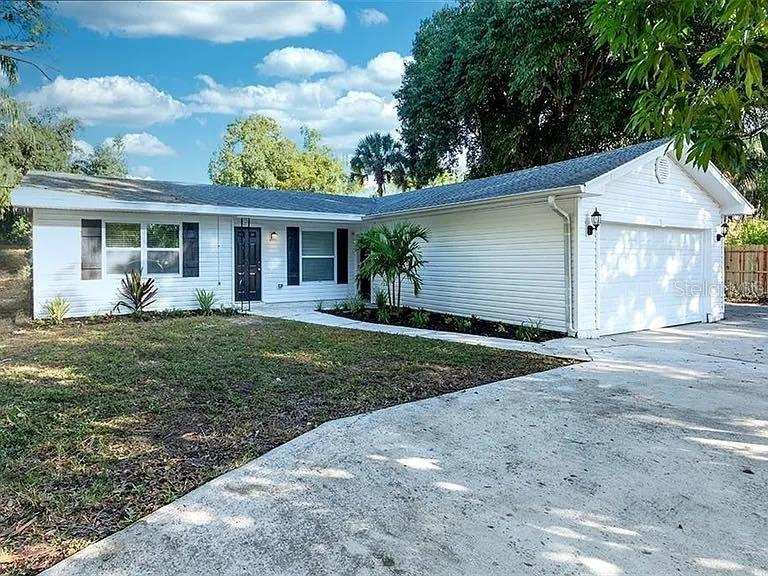 3 bedroom Single Family Residence at 120 Avenida De Baha, Nokomis Heights, Nokomis — photo 1