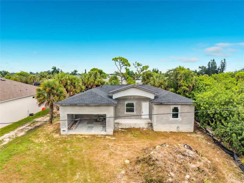4 bedroom Single Family Residence at 18632 Alphonse Circle, Port Charlotte Sec 037, Port Charlotte — photo 1