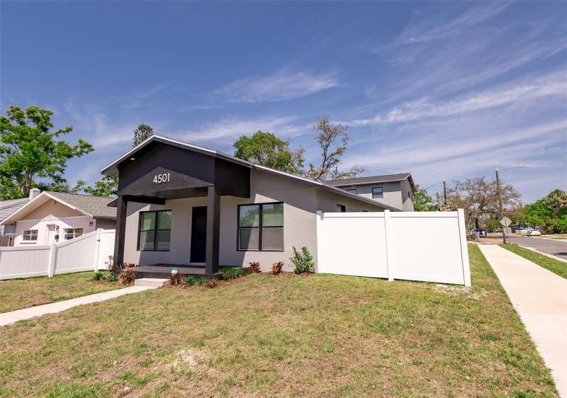 4 bedroom Single Family Residence at 4501 20th Avenue, Shadow Lawn, St Petersburg — photo 1